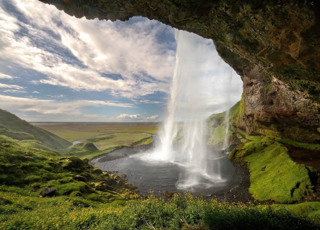 Seljalandsfoss Falls Iceland Wallpaper - Free Downloads